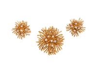 TIFFANY & CO., YELLOW GOLD AND DIAMOND ANEMONE SET