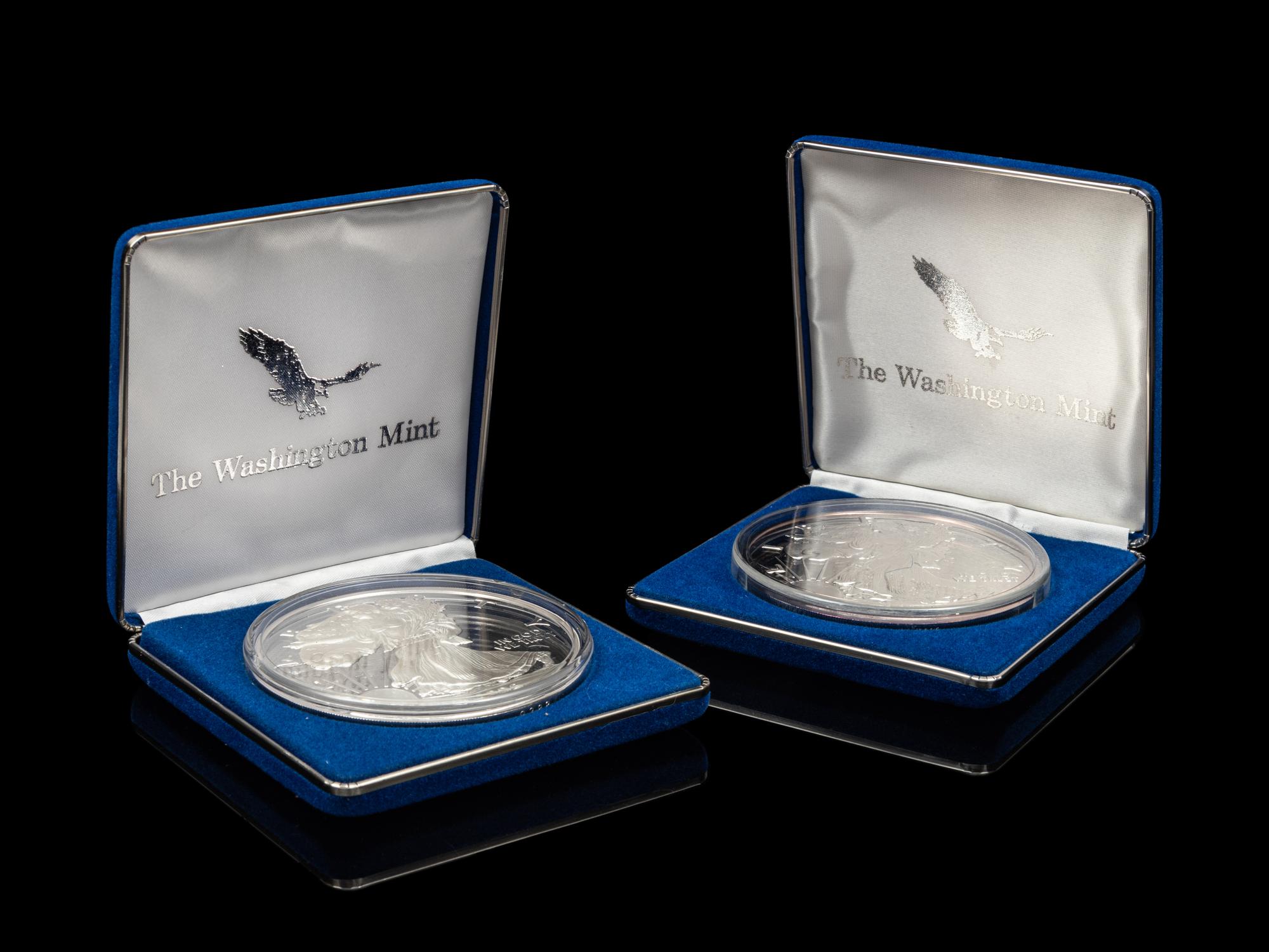 [PRIVATE ISSUE] Two 1/2-Pound Silver Rounds