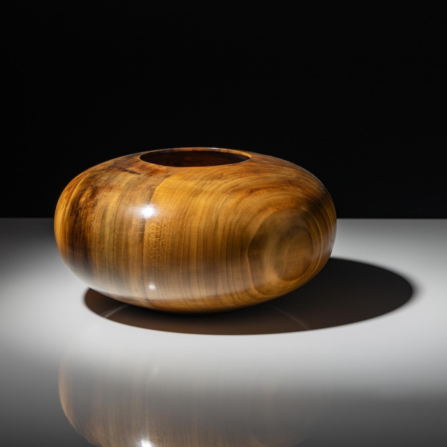 Tulipwood bowl