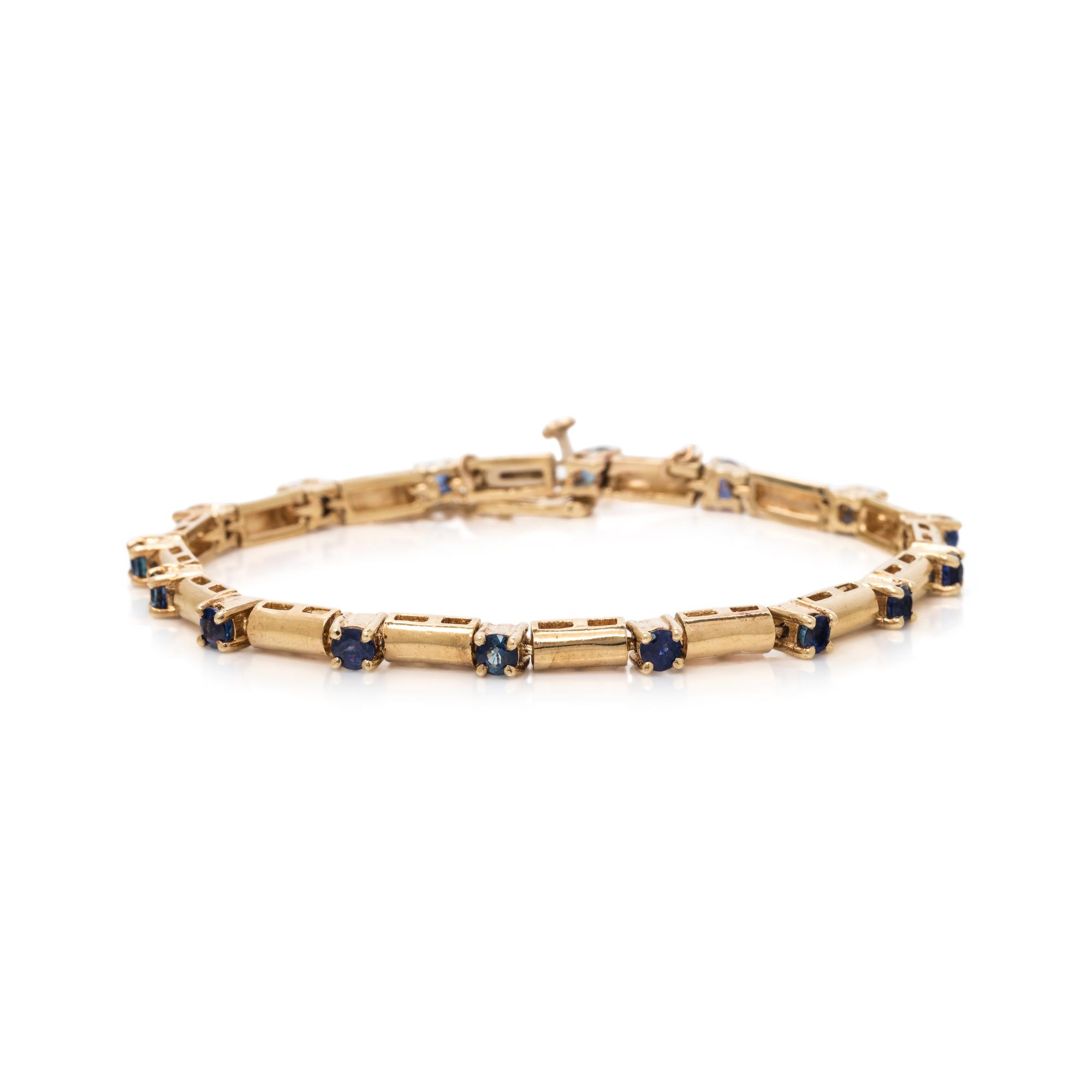 YELLOW GOLD AND SAPPHIRE BRACELET