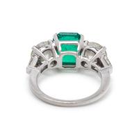 EMERALD AND DIAMOND RING