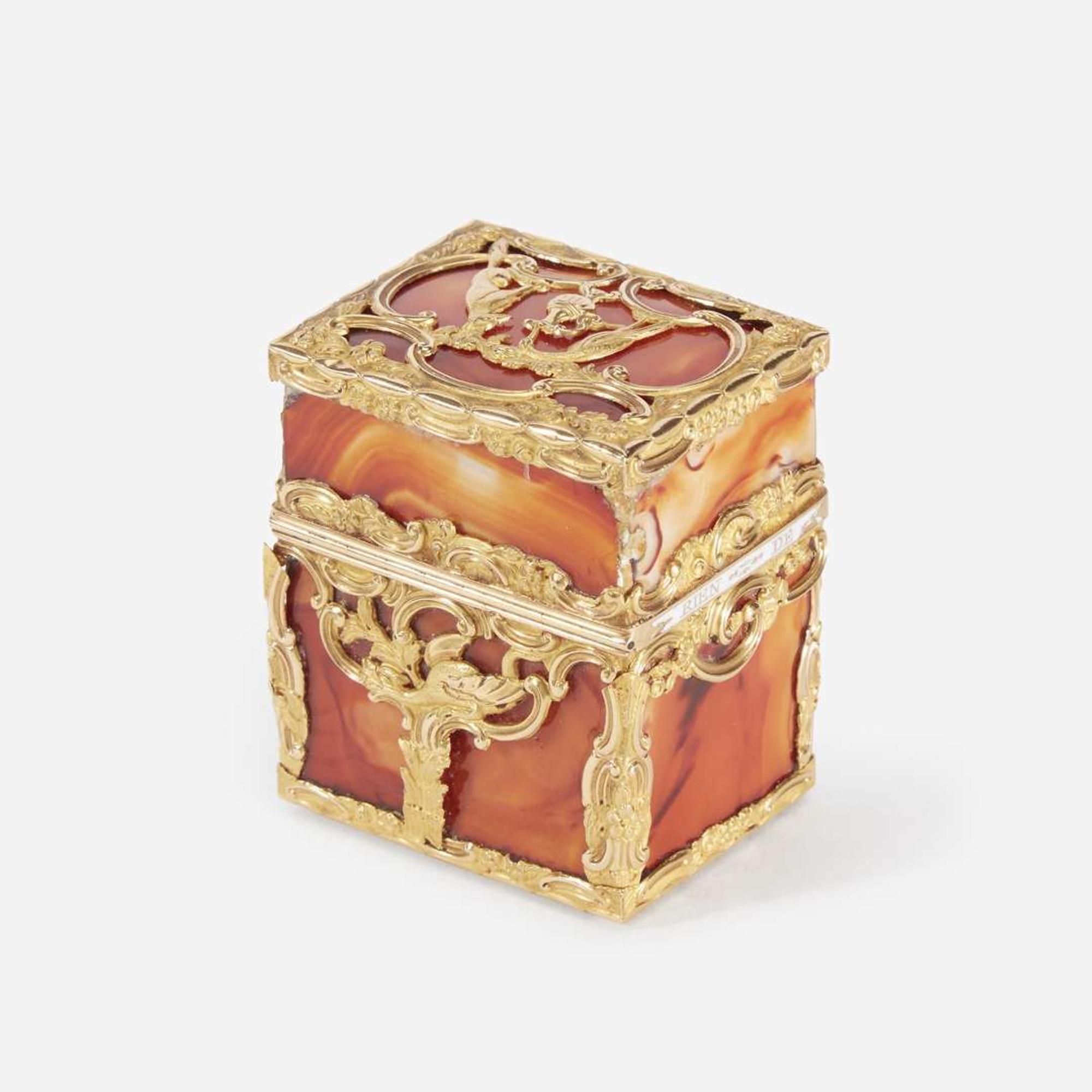 A George III gold-mounted hardstone necessaire and perfume circa 1770