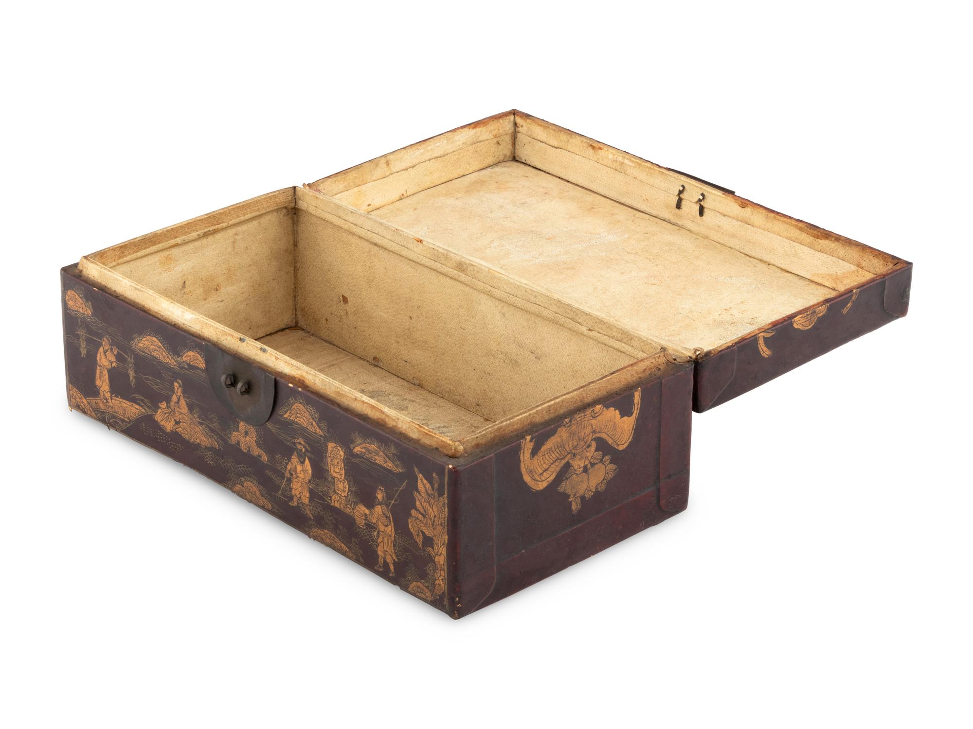 A Chinese Export Lacquer Box