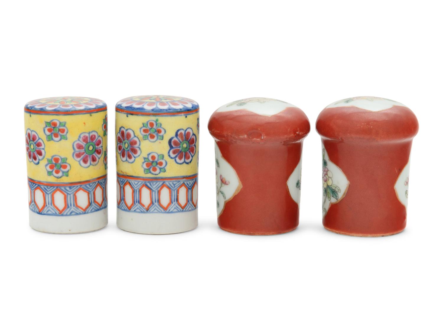 Two Pairs of Chinese Famille Rose Porcelain Scroll Ends