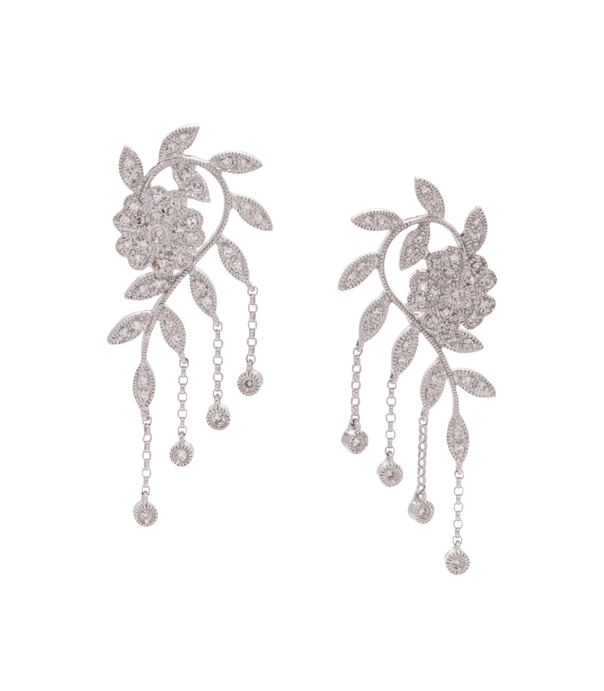 DIAMOND FLOWER MOTIF EARCLIPS