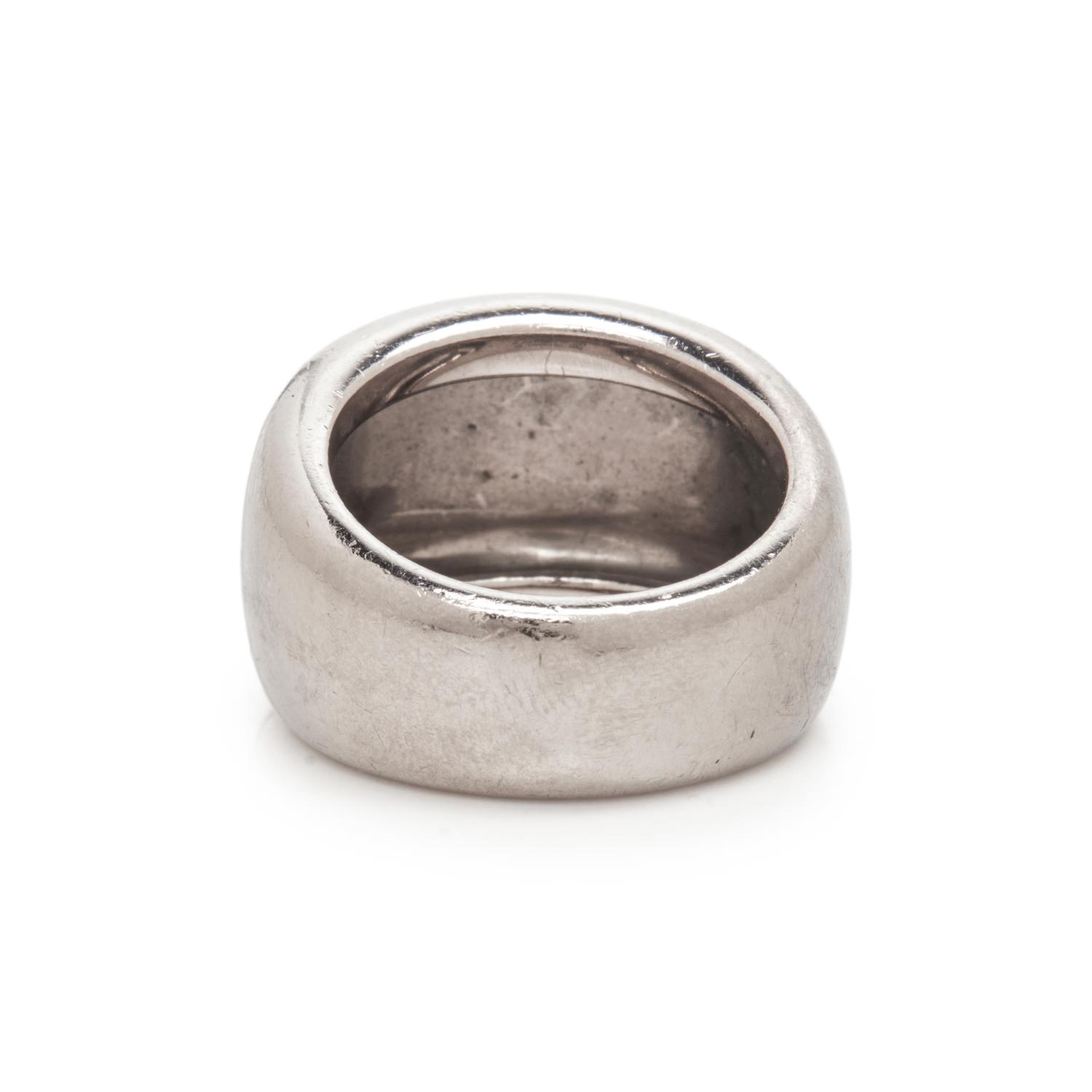 CARTIER, WHITE GOLD 'NOUVELLE VAGUE' RING