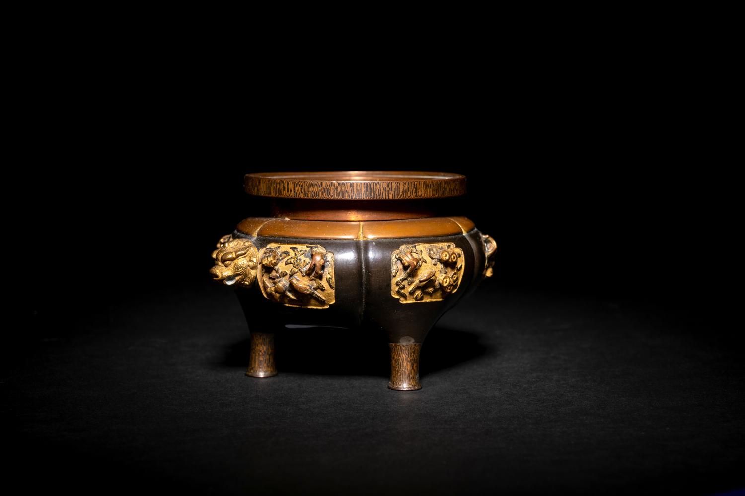 A Japanese Mixed Metal Inlaid Bronze Tripod Censer