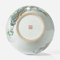 A large Chinese porcelain famille rose "Nine Peaches" vase, tianqiuping 粉彩九桃紋大天球瓶 Qianlong mark ???