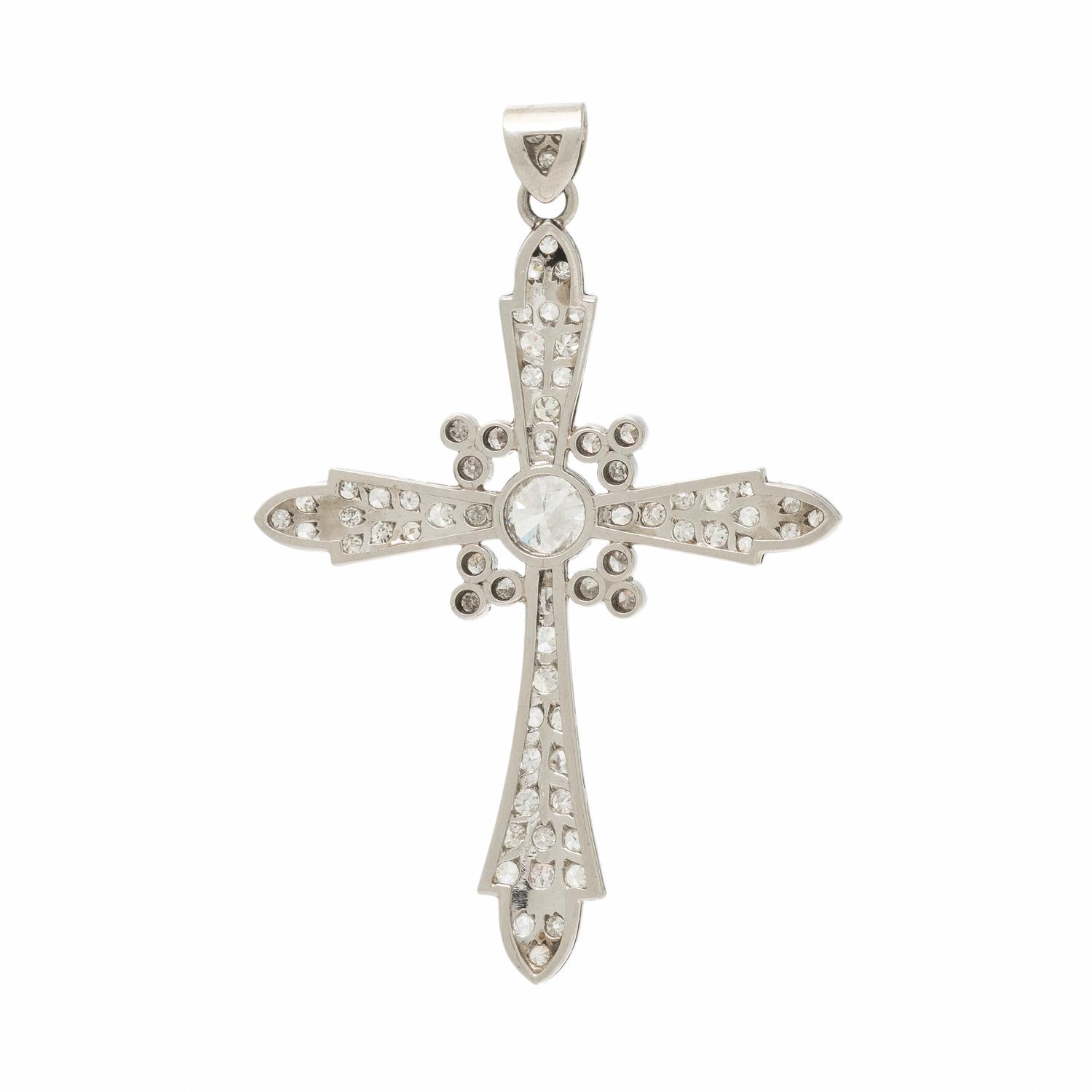 DIAMOND CROSS PENDANT