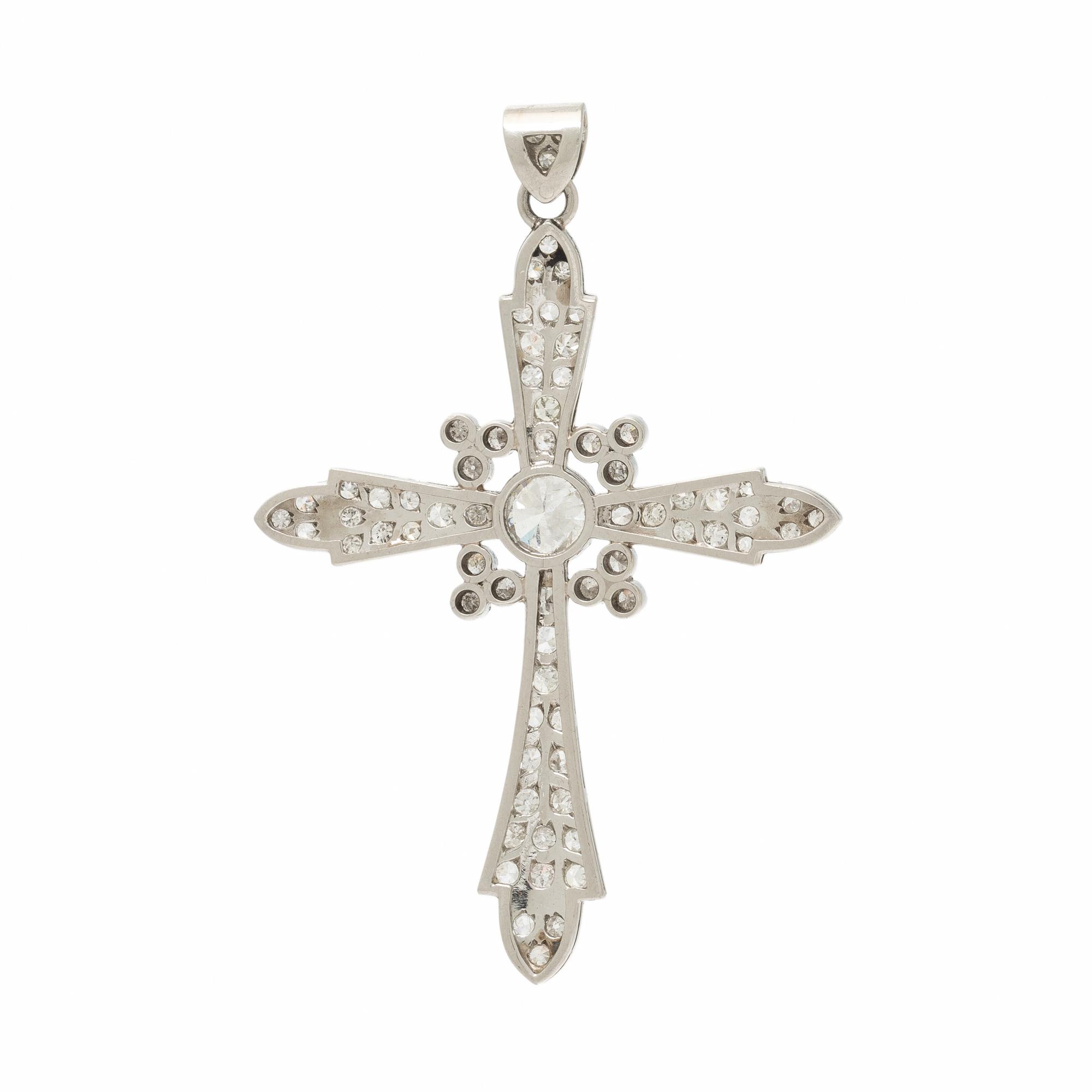 DIAMOND CROSS PENDANT