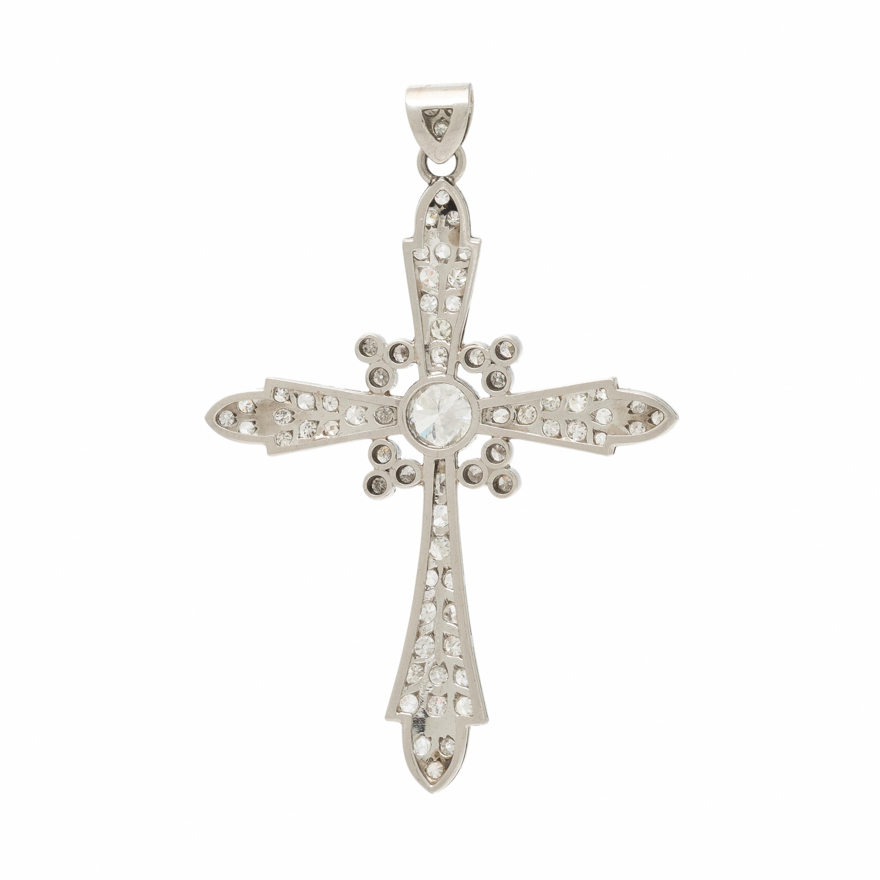 DIAMOND CROSS PENDANT