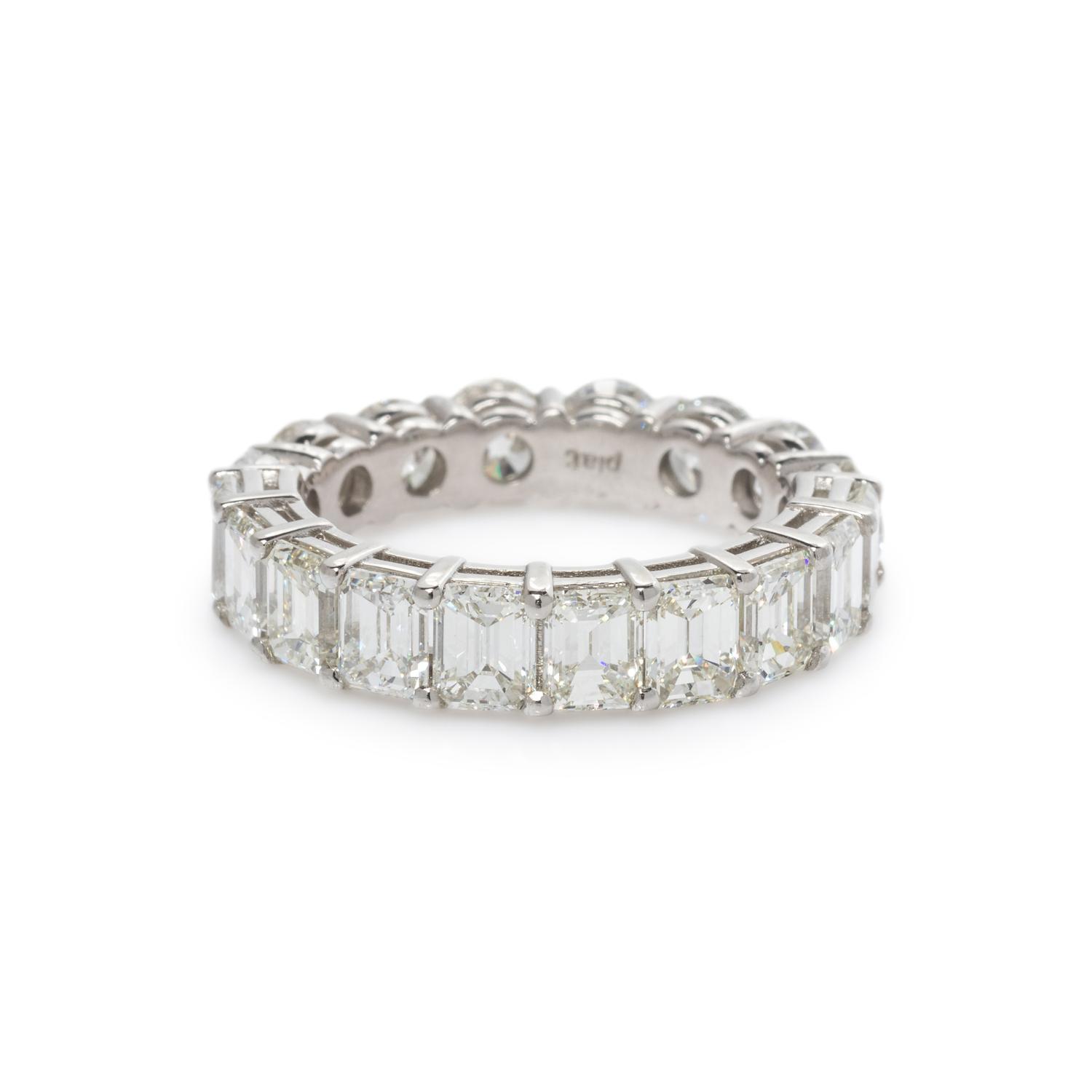 DIAMOND ETERNITY BAND