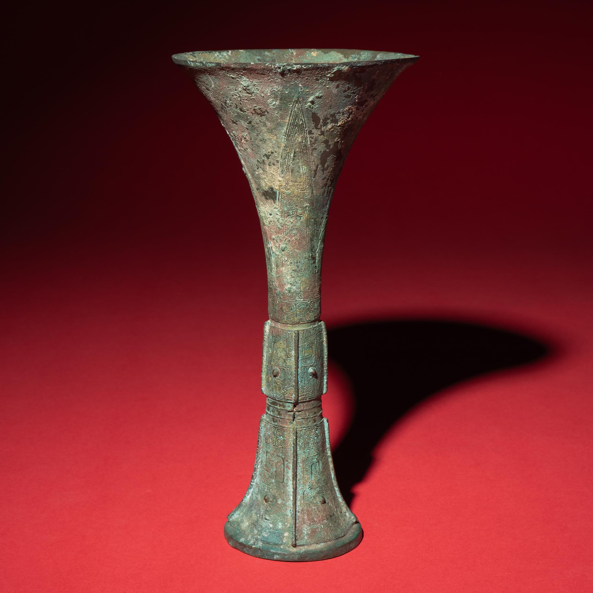 A Chinese Archaic Bronze Gu Vessel, Shang Dynasty — 商 青銅觚