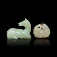 Two Chinese Celadon Jade Carvings, 20th Century 近代 青玉把件兩枚