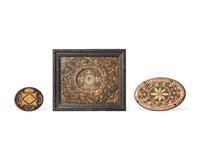 A Framed Quill Work Picture and a Quill Work and Inlaid Wood Cribbage Board, England, 18th Century