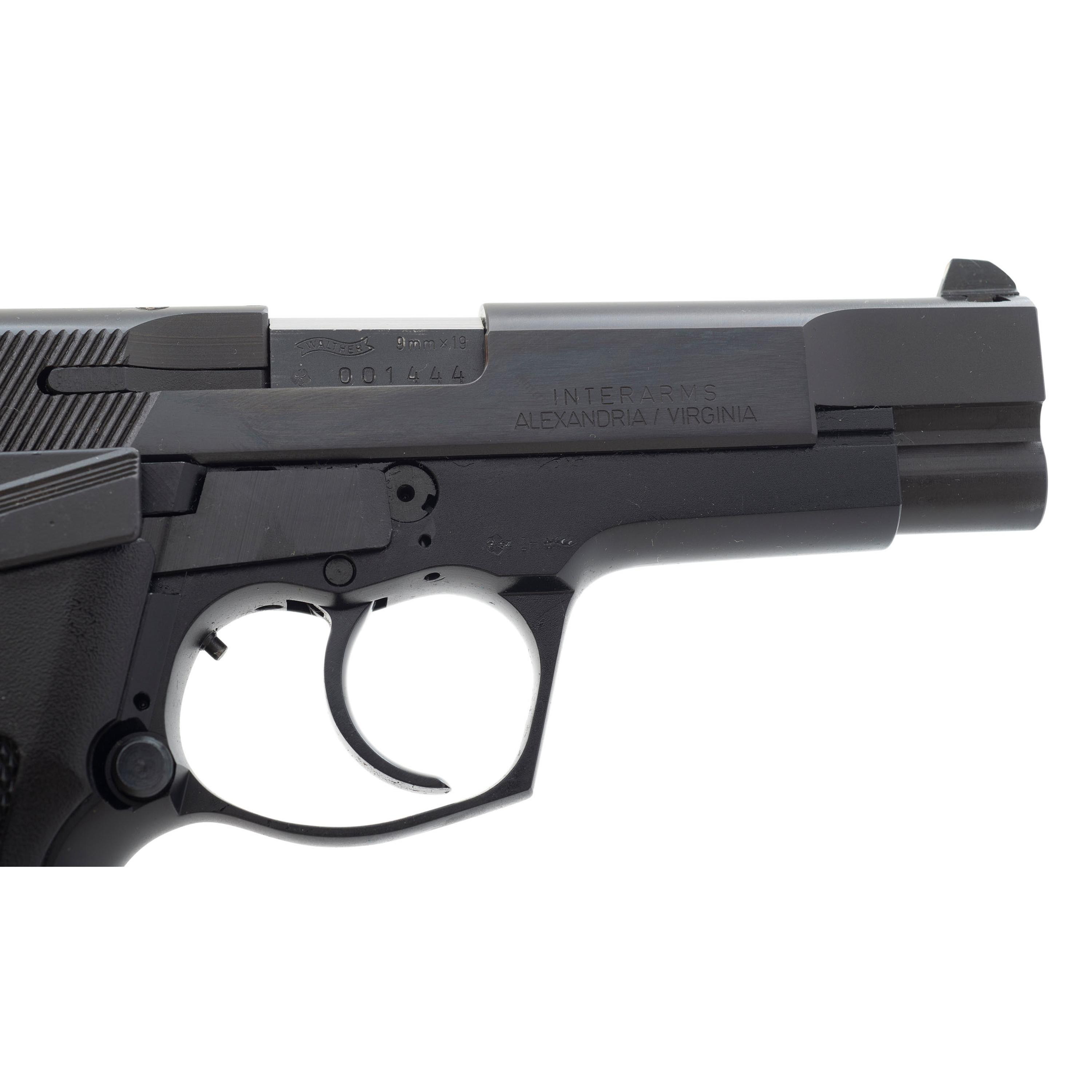 *Walther P88 Pistol - As New In Box with Four Magazines