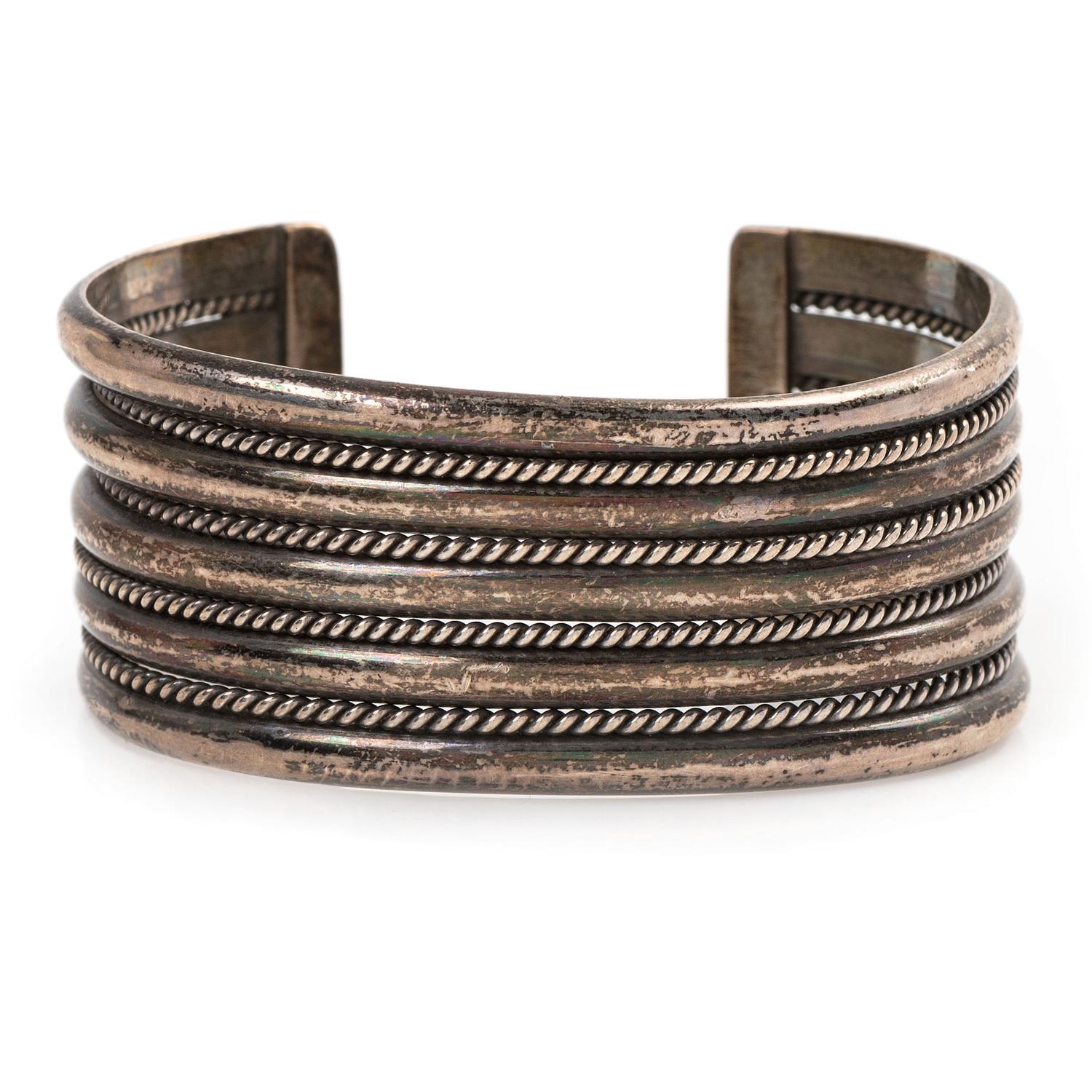 Navajo Silver Cuff-Bracelet