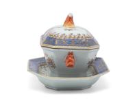 A Chinese Export Tureen, Cover and Stand, Late 18th to 19th Century