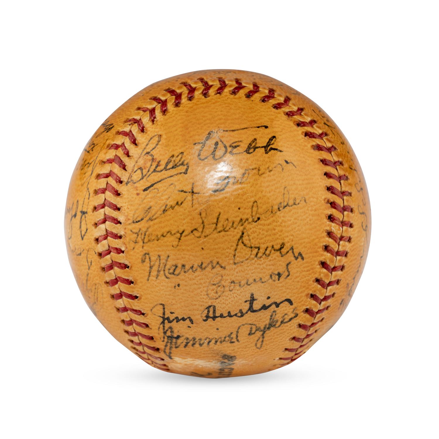A 1939 Chicago White Sox Team Signed Autograph Baseball,