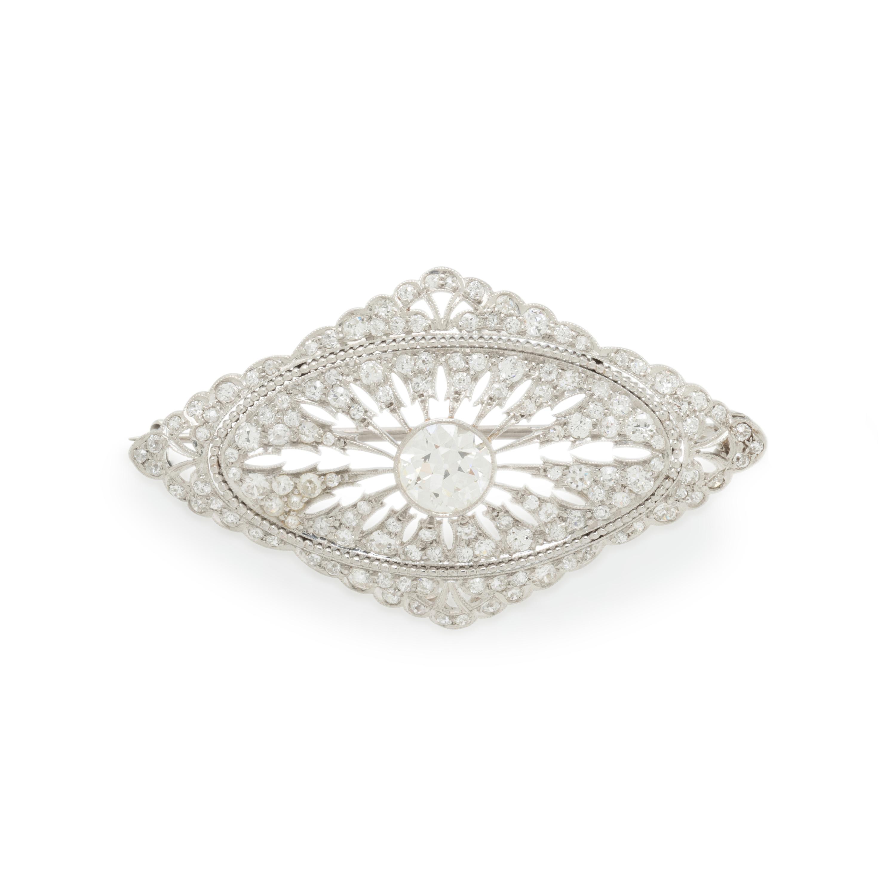 ANTIQUE, DIAMOLD AND PLATINUM BROOCH