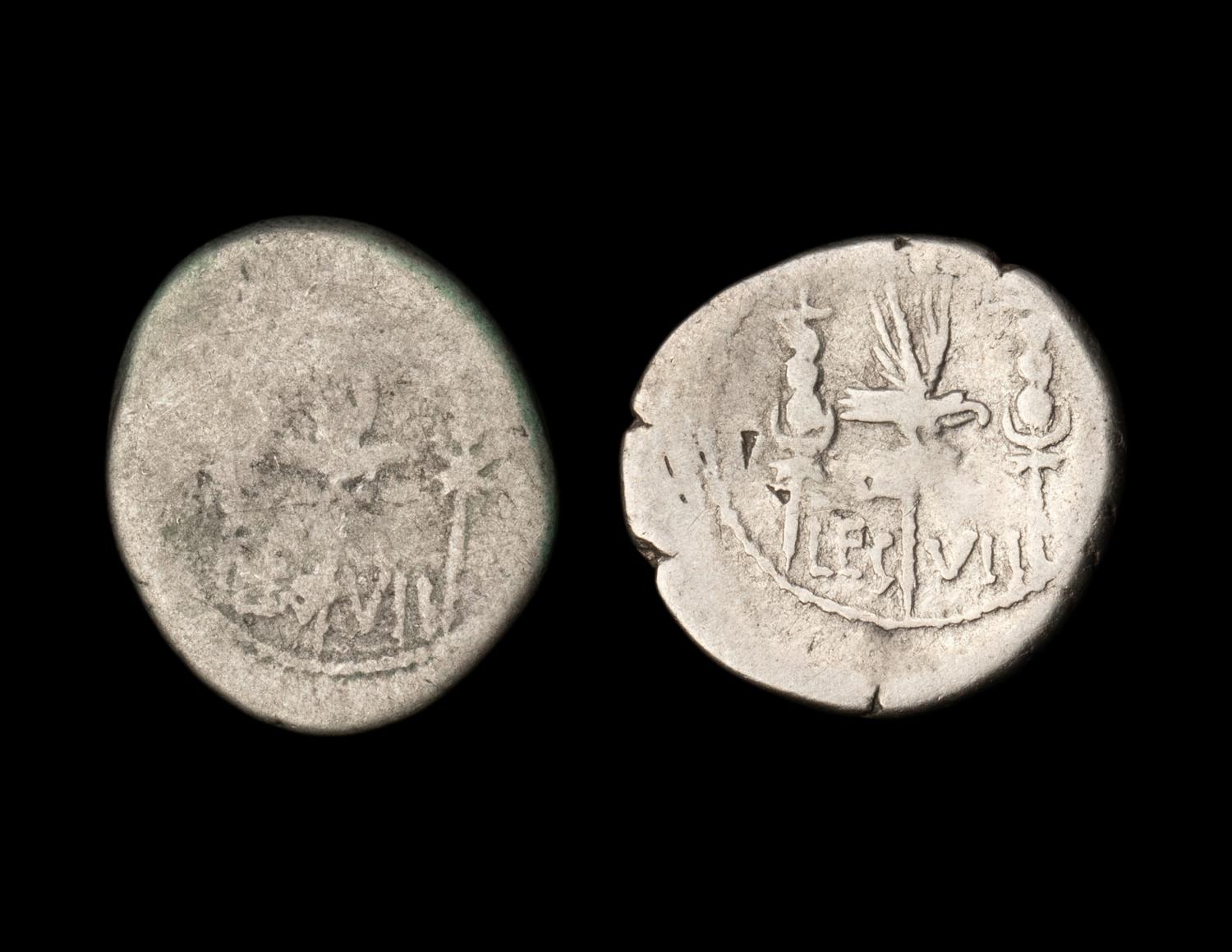 [ANCIENT] ROMAN EMPIRE. Marc Antony 7th Legion (c. 32-31 BC). Ar Denarius (3.3 g and 3.4 g). Two Coins