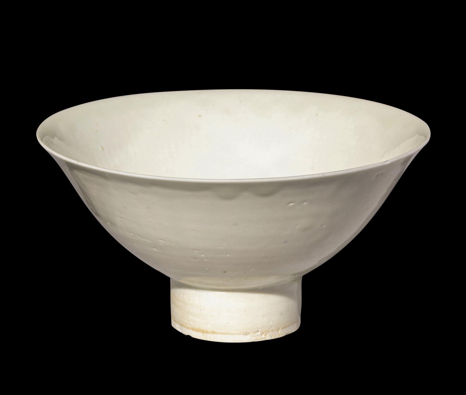 A Chinese White Glazed Porcelain Stem Bowl