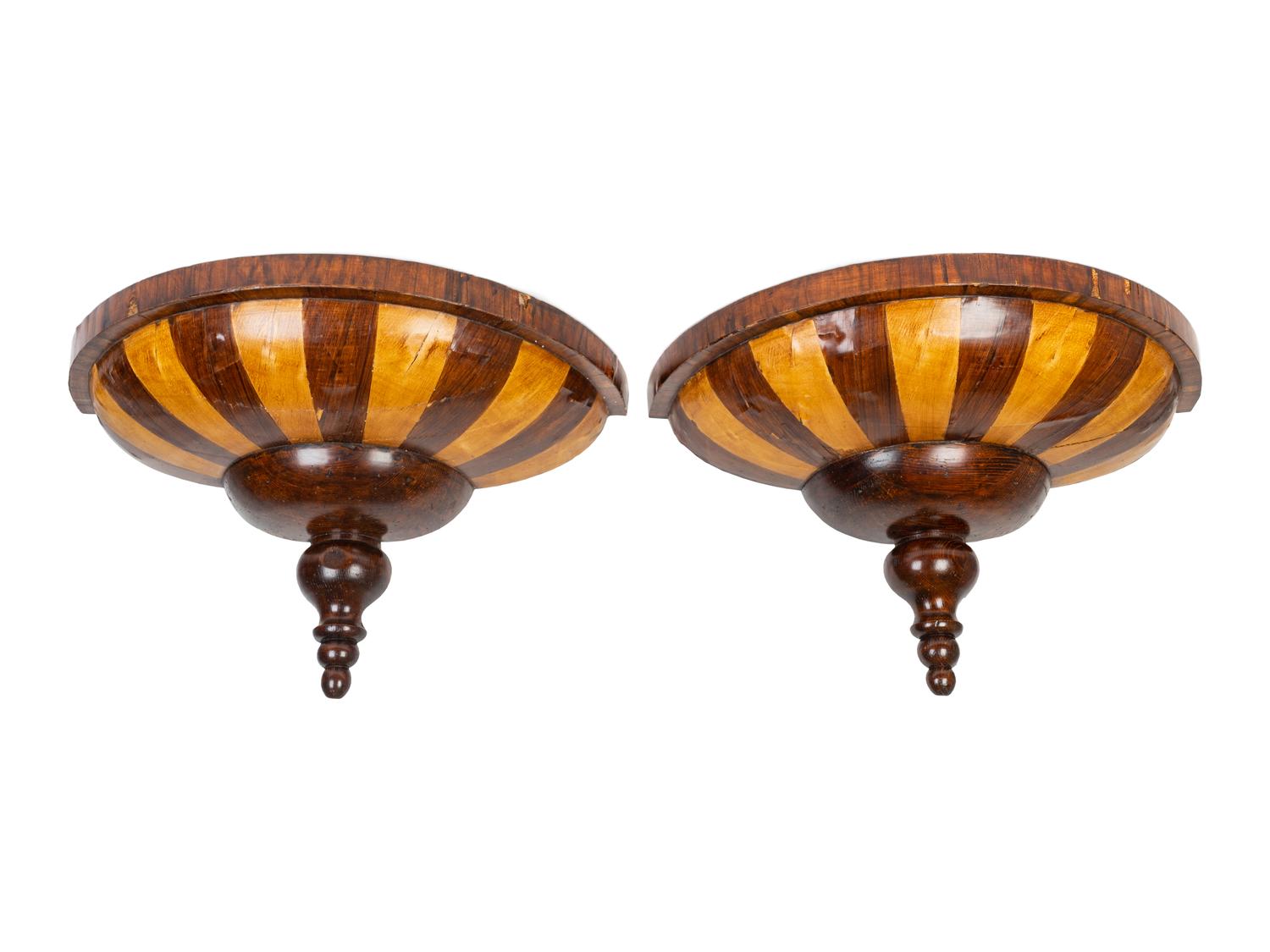 A Pair of European Carved Oak Wall Brackets — 19TH CENTURY