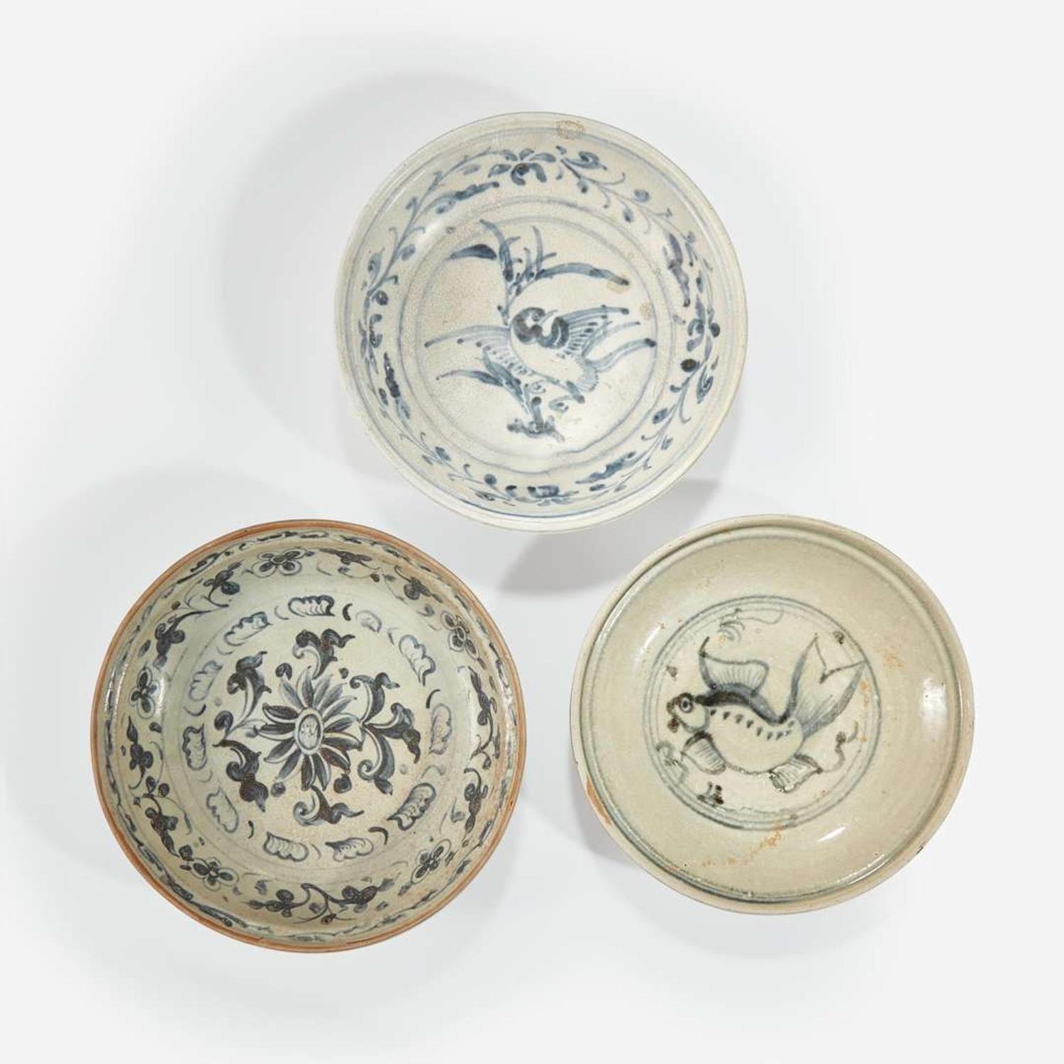 Three Vietnamese underglaze blue-decorated dishes Le dynasty 15th/16th century