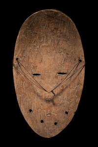 A Lega Wood Mask