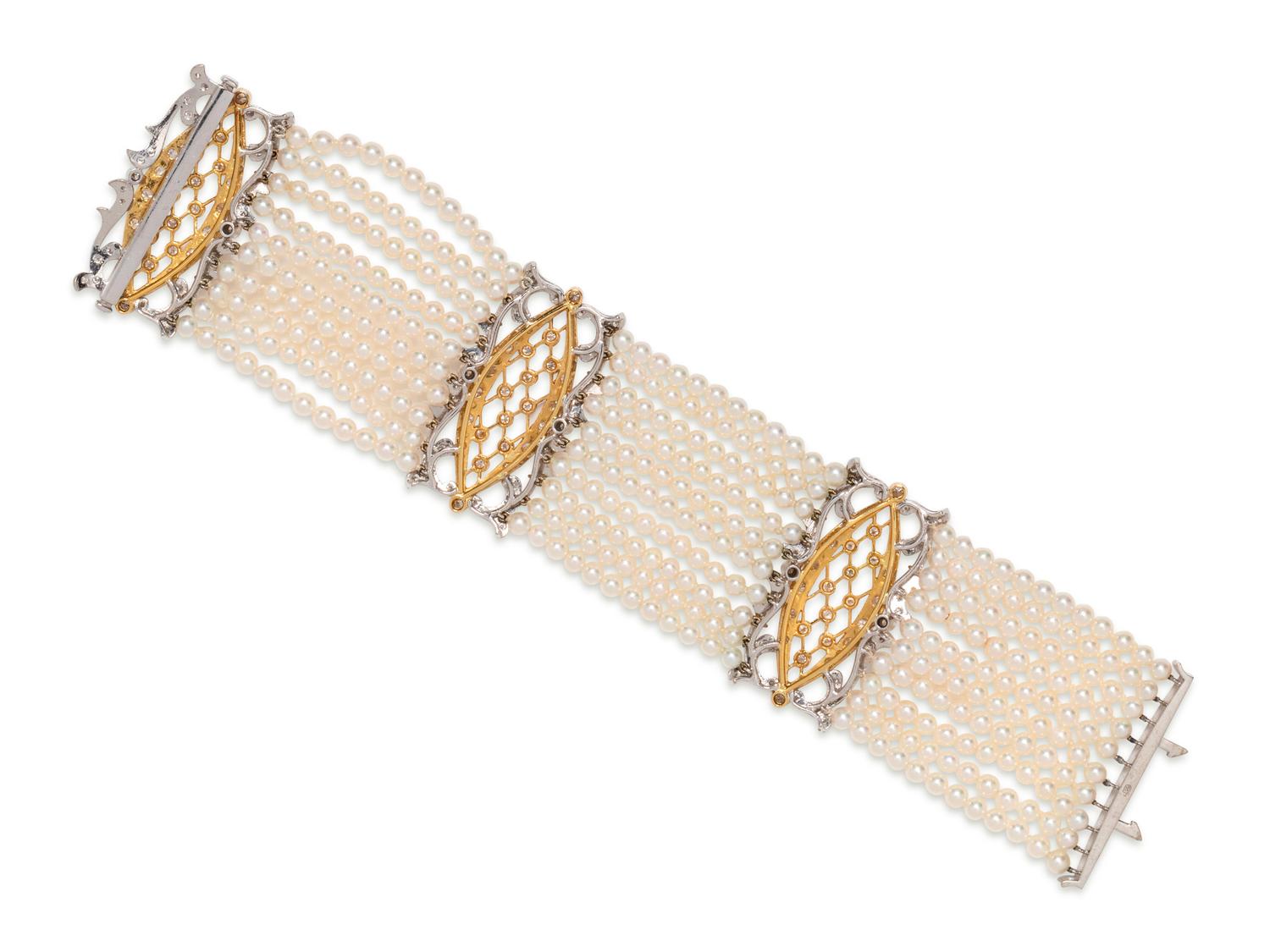 CULTURED PEARL AND DIAMOND BRACELET