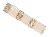 CULTURED PEARL AND DIAMOND BRACELET