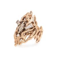 YELLOW GOLD AND DIAMOND RING