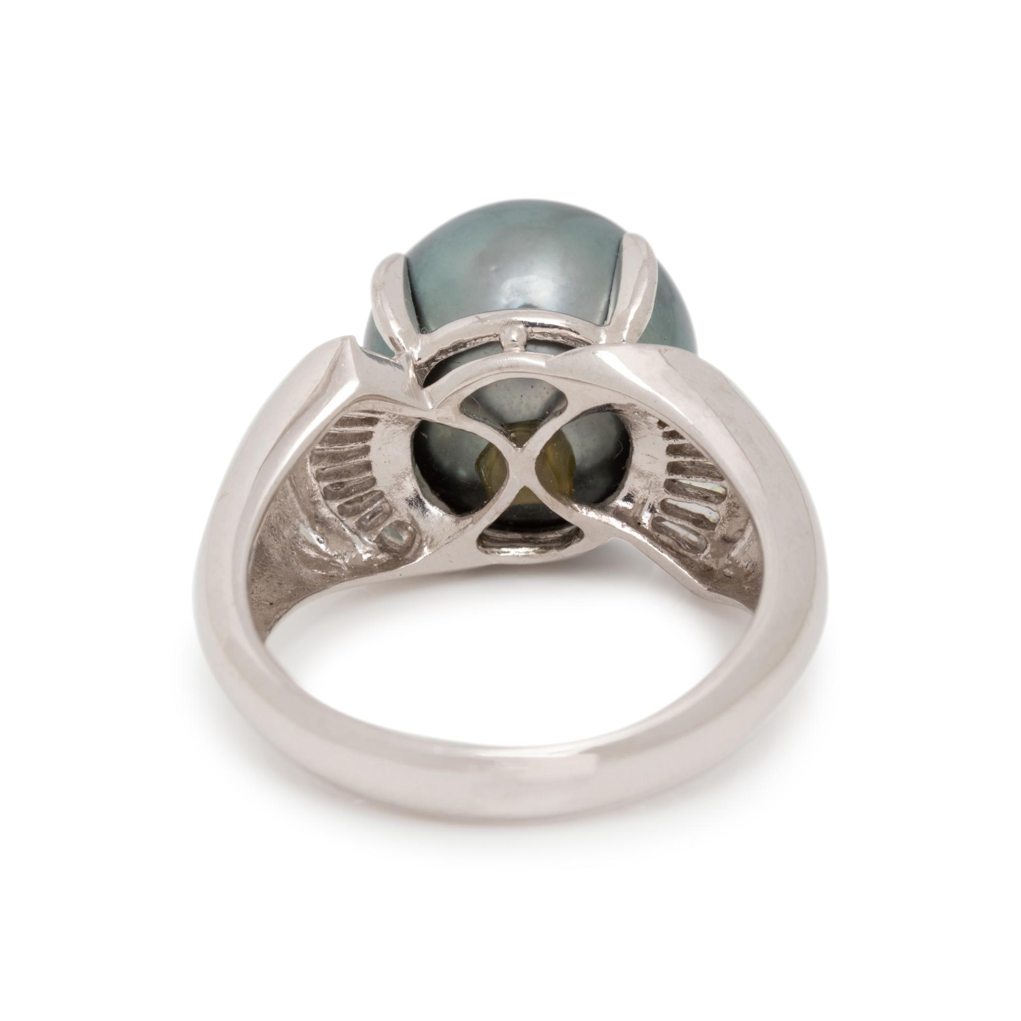 CULTURED TAHITIAN PEARL AND DIAMOND RING