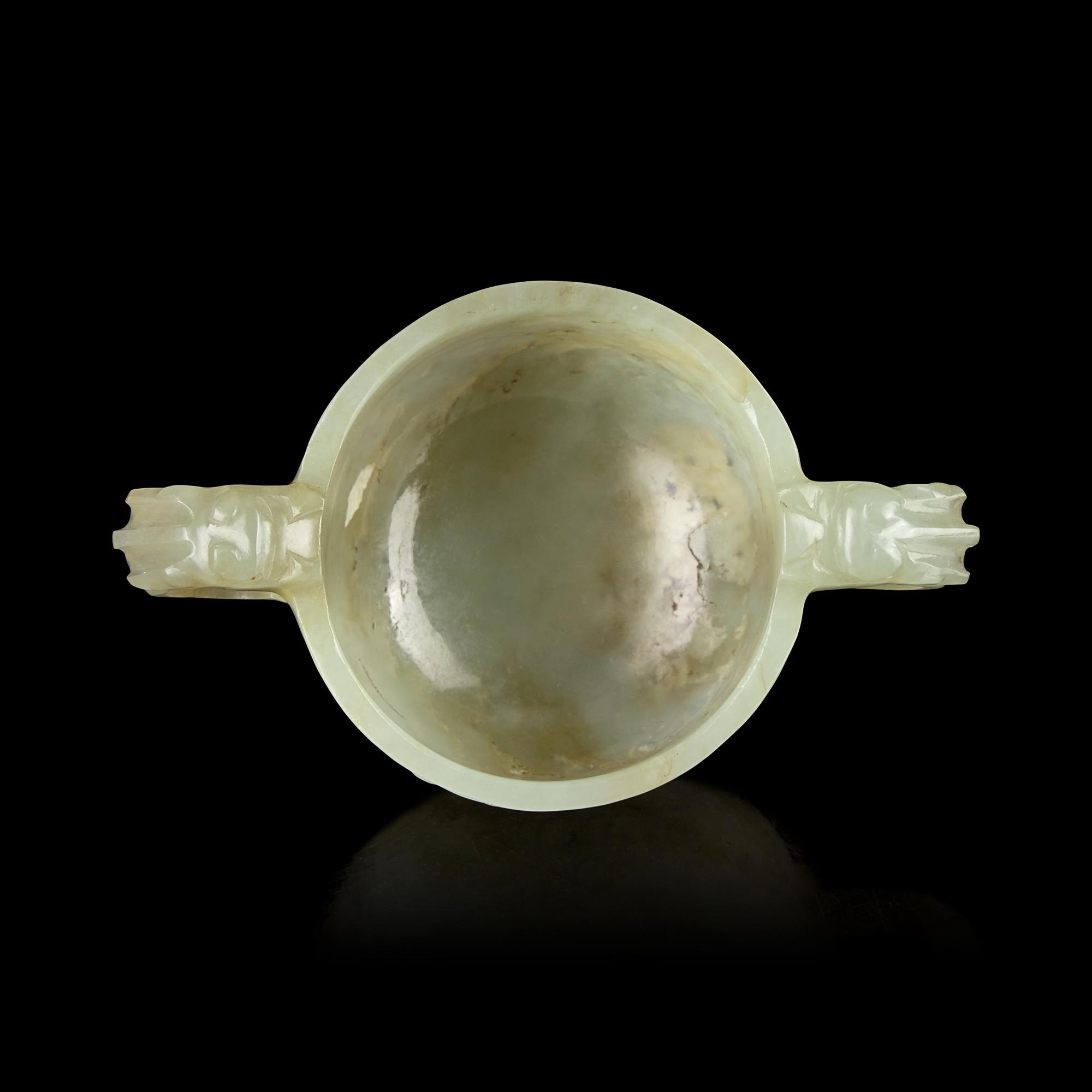 A Small Chinese Carved Celadon Jade Libation Cup, 17th/18th Century or Later 明末清初或更晚 青玉乳釘紋簋式螭耳杯
