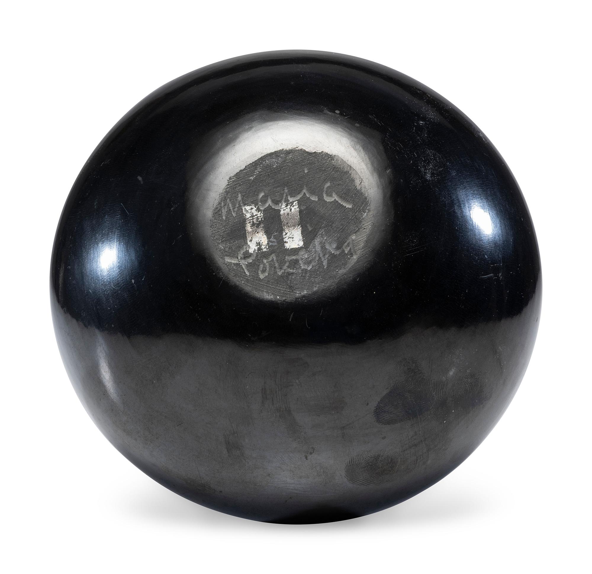 Blackware Pottery Bowl, with Gunmetal Finish 1956-1965