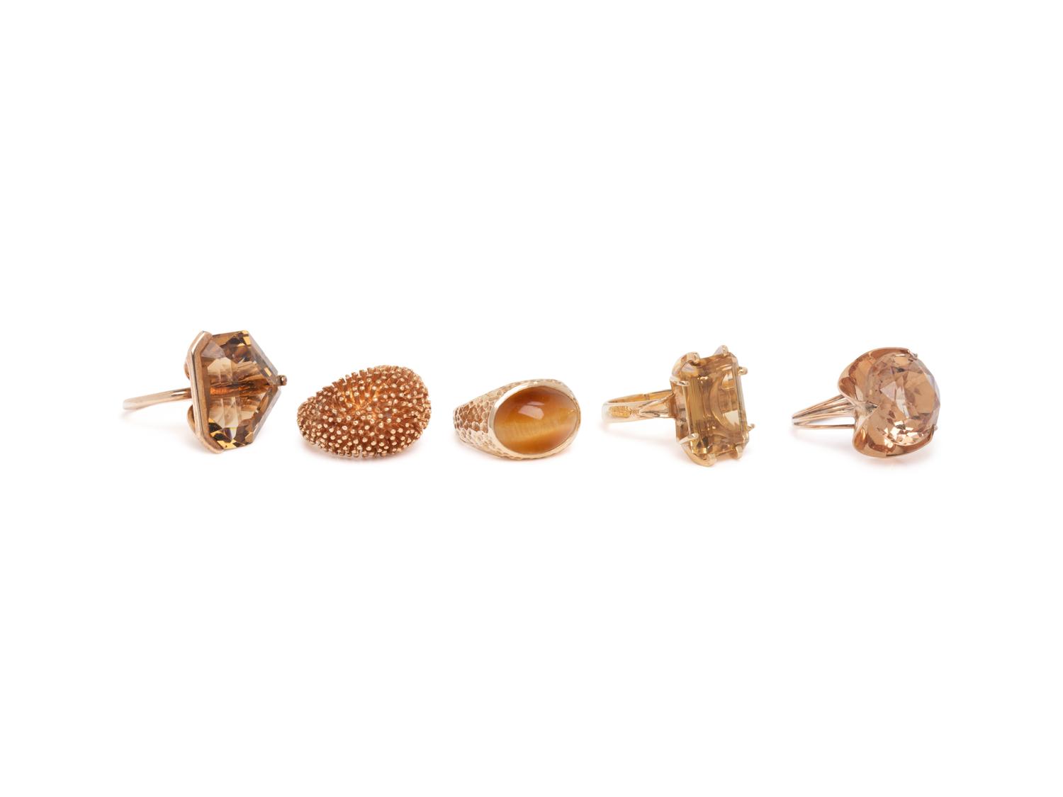 COLLECTION OF YELLOW GOLD AND GEMSTONE RINGS