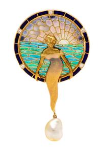 An 18 Karat Yellow Gold, Plique-a-Jour, Diamond and Cultured Baroque Pearl 'Moon Goddess' Pendant/Brooch, Nouveau 1910, 16.65 dwts.