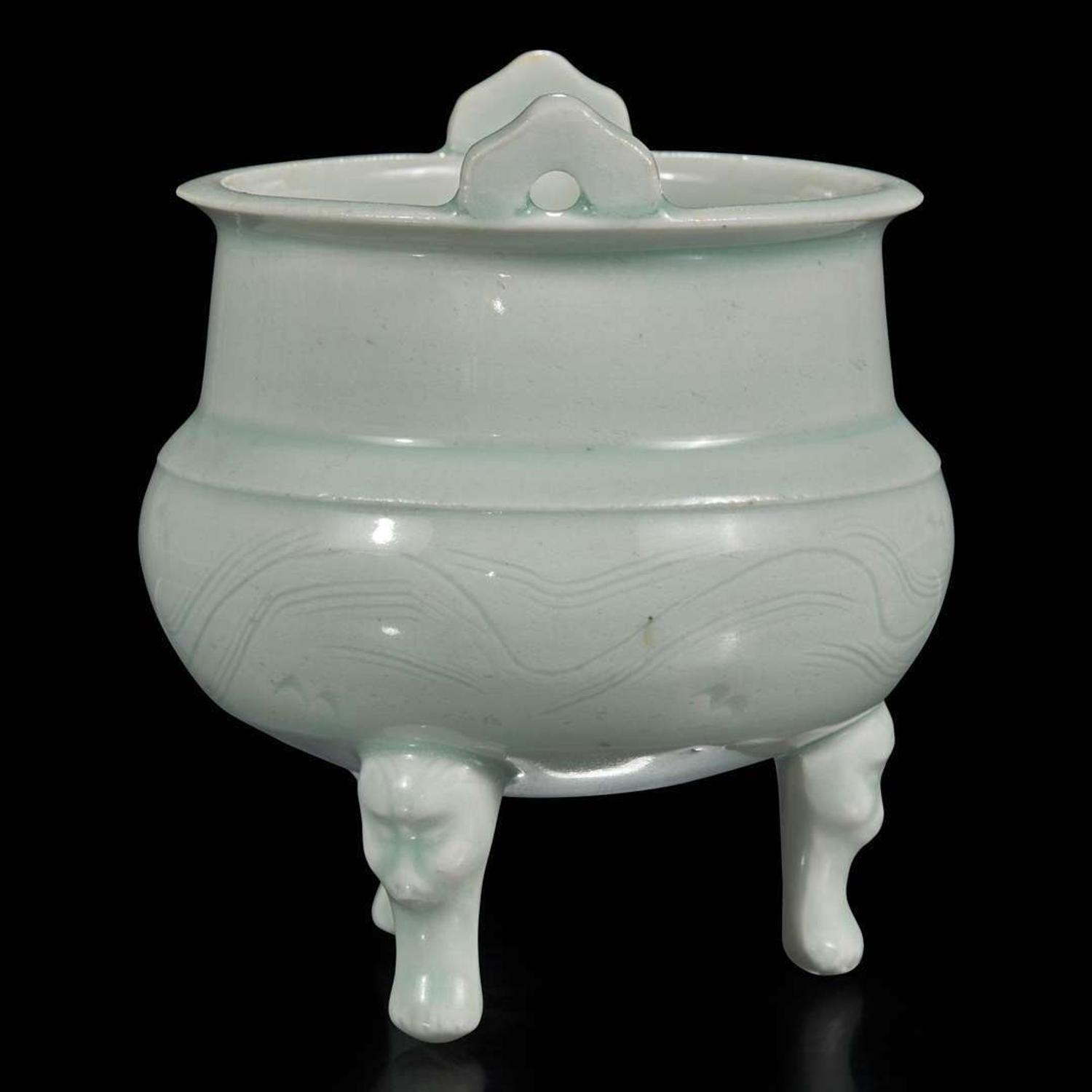 A Chinese Qingbai-type tripod censer 青白釉三足香炉 Northern Song dynasty or later ?????