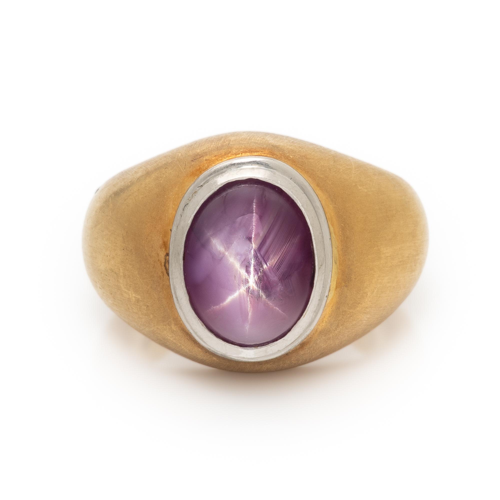 Star Ruby and Yellow Gold Ring