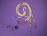 A Chinese Tridacna Court Necklace, Chaozhu