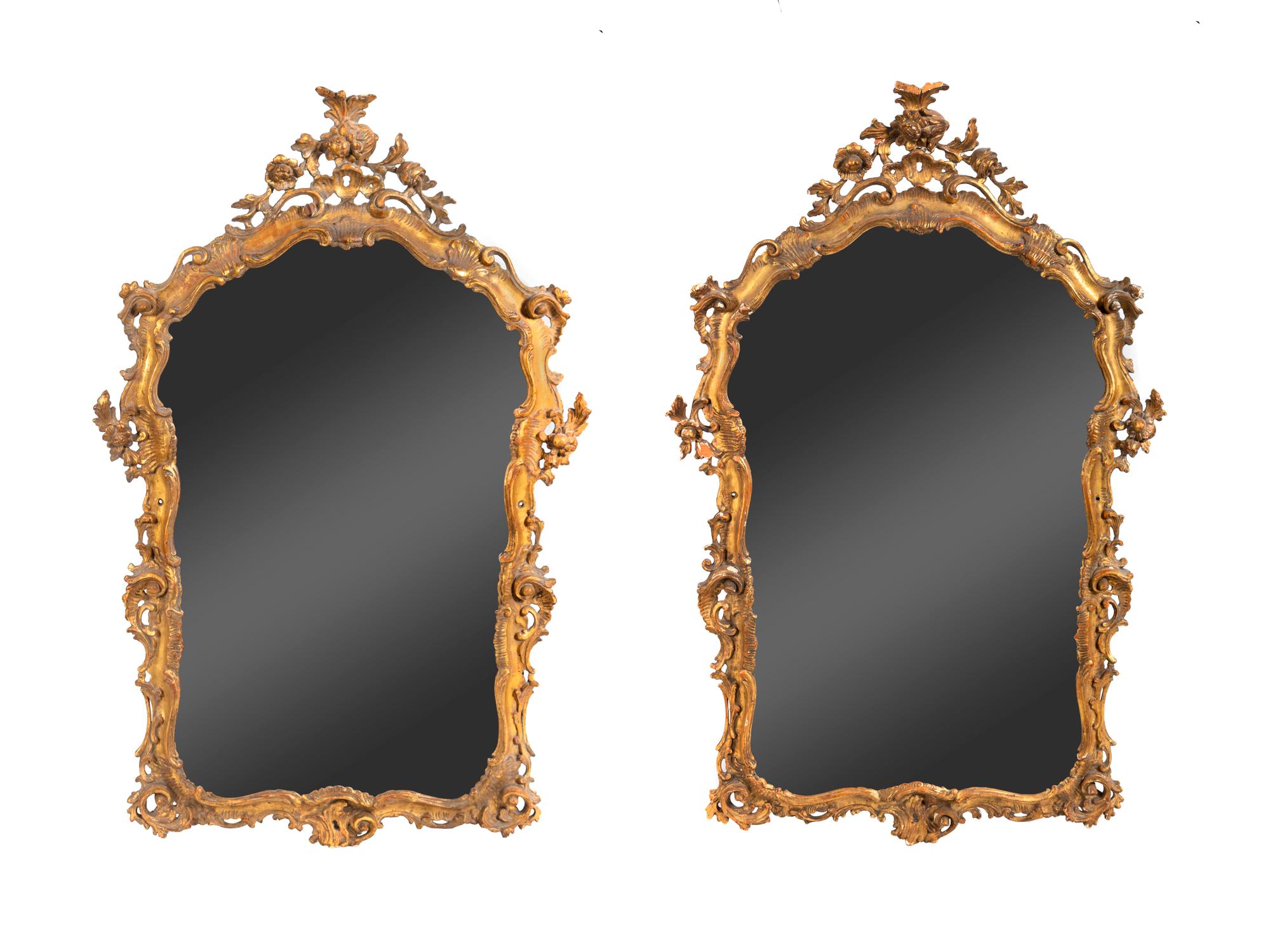 A Pair of Venetian Rococo Style Giltwood Mirrors — 19TH CENTURY