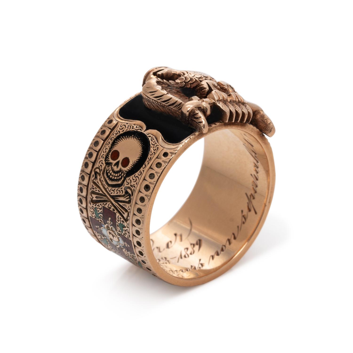 VICTORIAN, ROSE GOLD AND POLYCHROME ENAMEL MASONIC RING