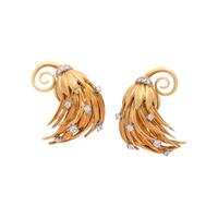 YELLOW GOLD AND DIAMOND EARRINGS