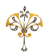 A Victorian Yellow Gold, Pearl and Diamond Brooch, 5.40 dwts.