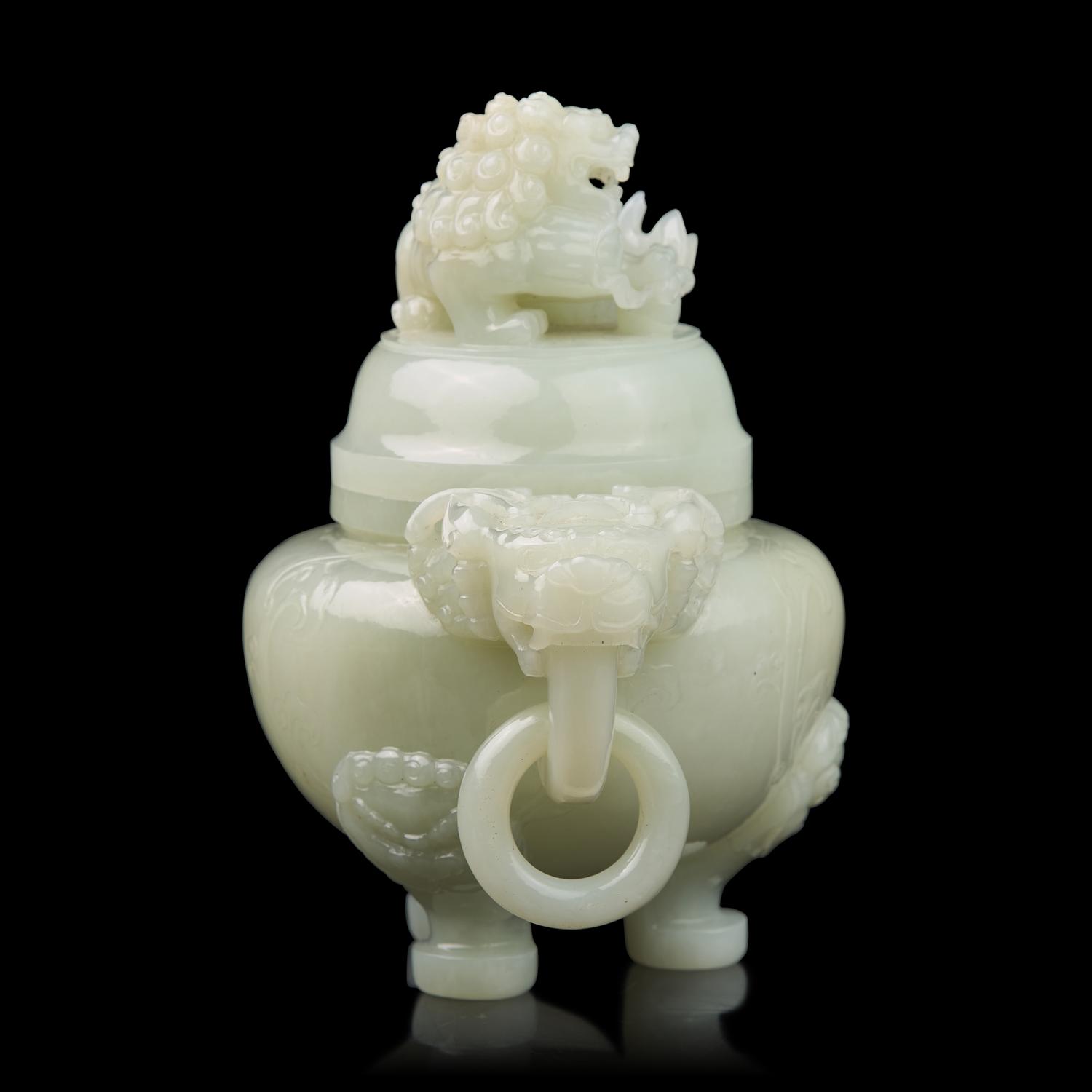 A Chinese White Jade Tripod Censer and Cover, 20th Century 近代 白玉活環耳三足爐