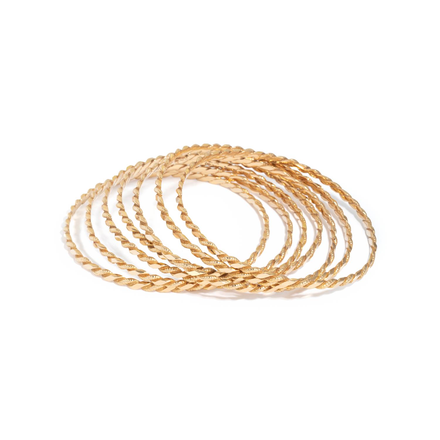 YELLOW GOLD BANGLE BRACELET SET