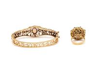 COLLECTION OF OPAL AND YELLOW GOLD JEWELRY