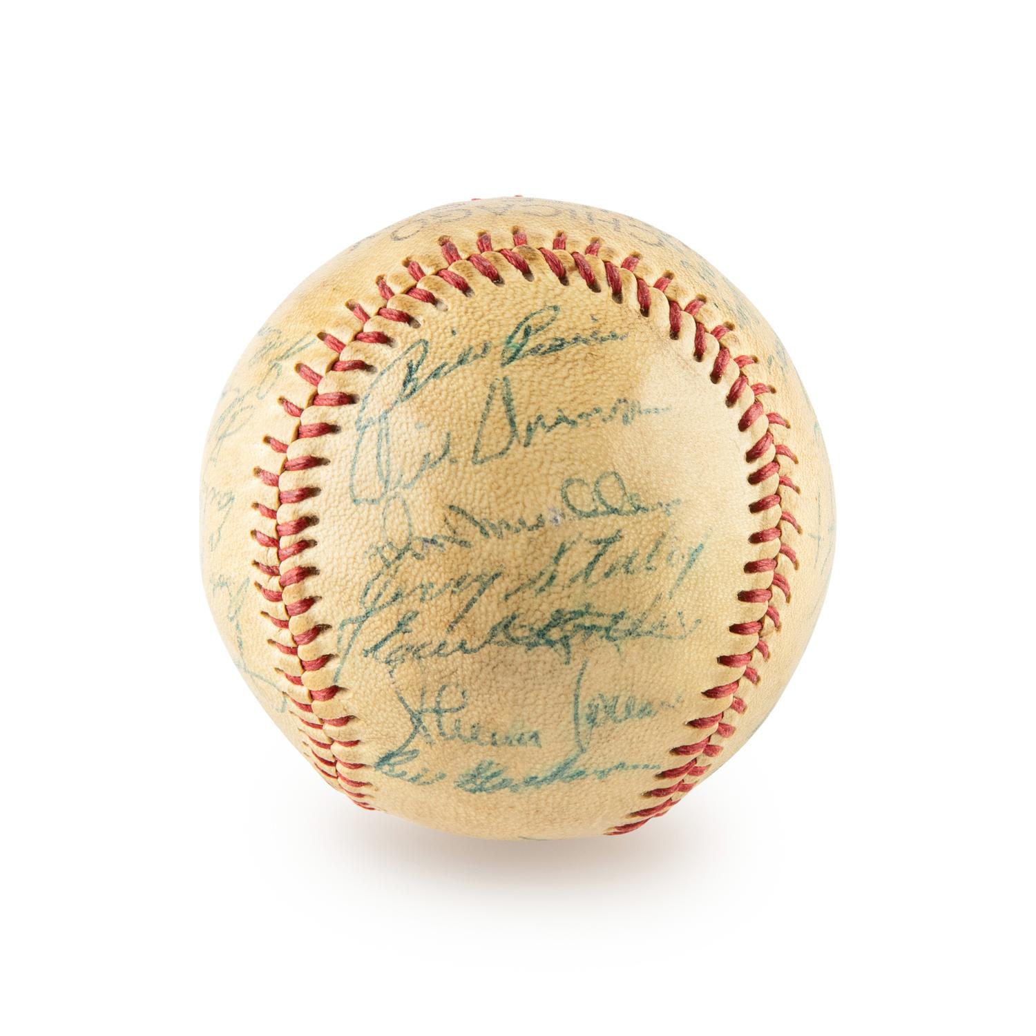 A 1958 Chicago White Sox Team Signed Autograph Baseball Including Nellie Fox (Beckett Authentication Services) - 29 Signatures