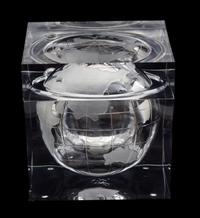 A Lucite World in a Cube-Form Ice Bucket Height 7 inches. — 20TH CENTURY