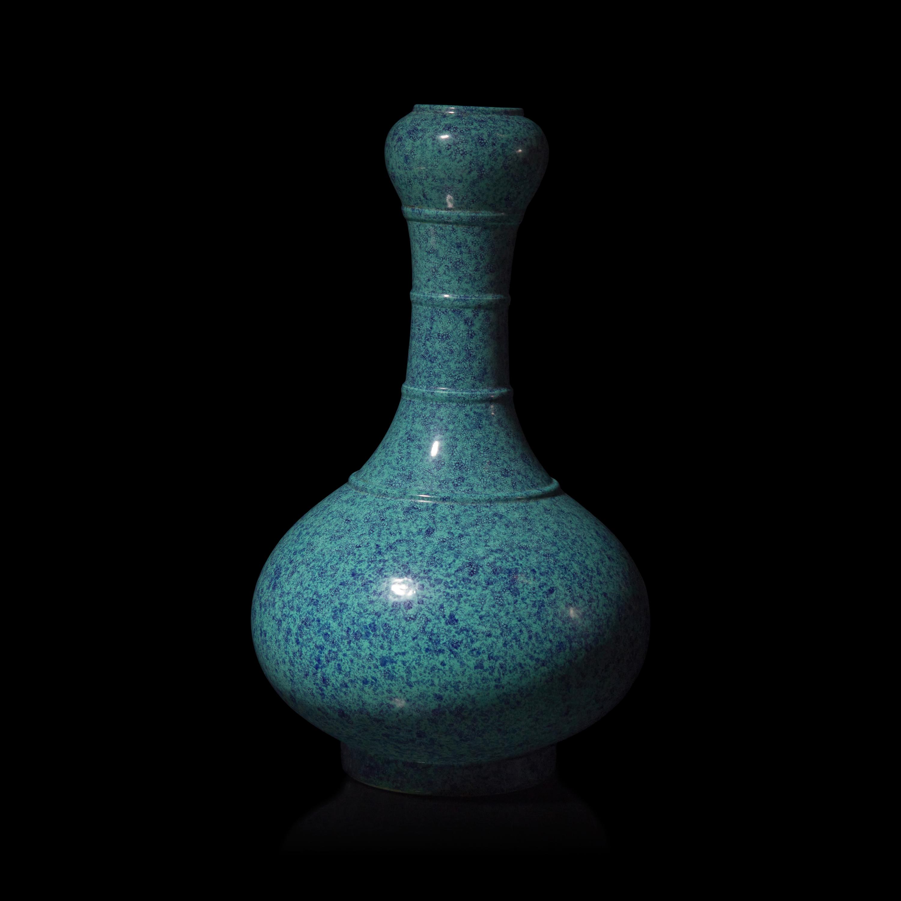 A Chinese Robin's Egg Glazed Garlic-Mouth Vase — 爐鈞釉蒜頭瓶
